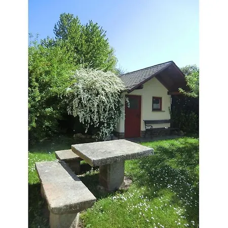 Old Winemaker's House Muentnich Дом отдыха