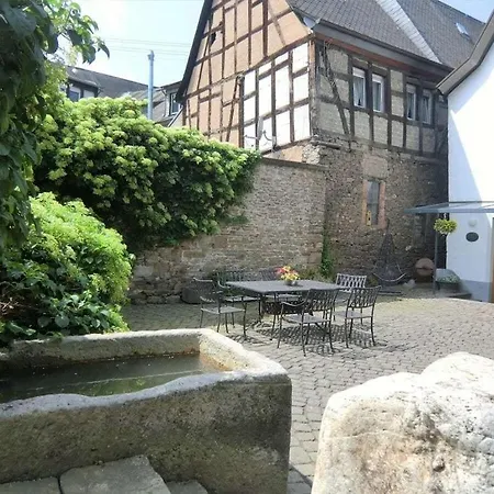 Old Winemaker's House Muentnich * Трайс-Карден