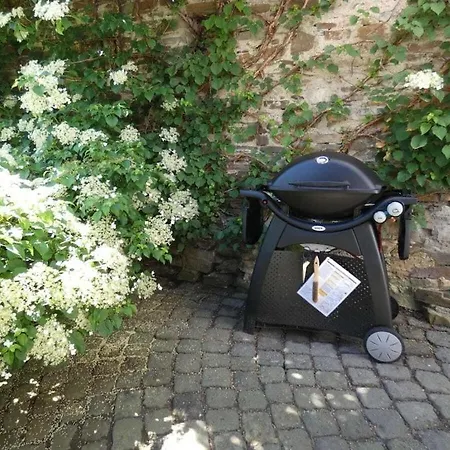 Old Winemaker's House Muentnich Дом отдыха