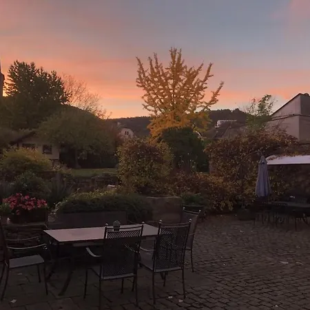 Old Winemaker's House Muentnich *