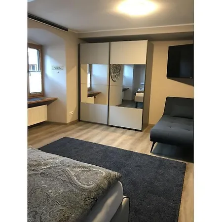 Old Winemaker's House Muentnich Дом отдыха *