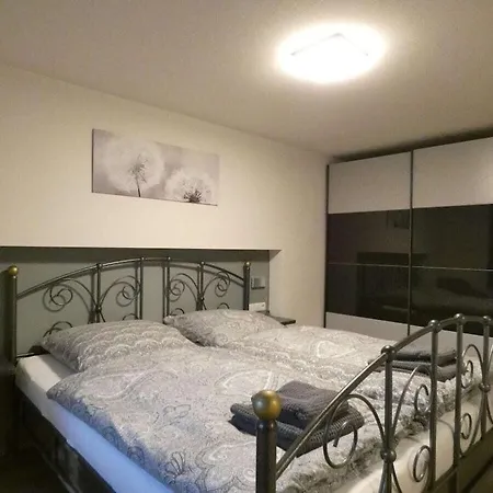 Old Winemaker's House Muentnich Дом отдыха *