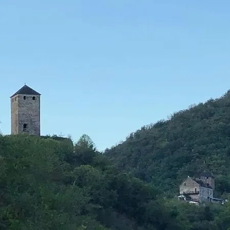Old Winemaker's House Muentnich Дом отдыха