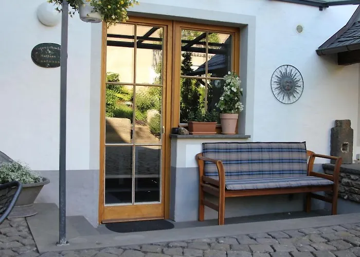 Old Winemaker's House Muentnich Semesterbostad Treis-Karden