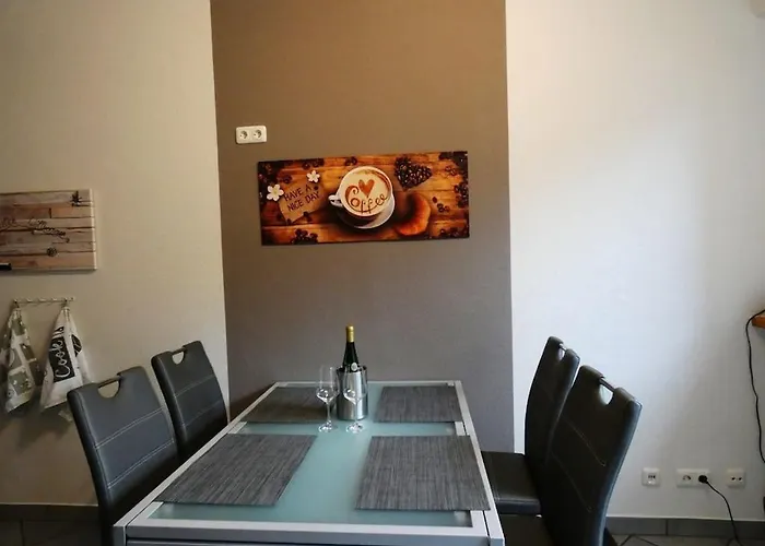 Semesterbostad Old Winemaker's House Muentnich *