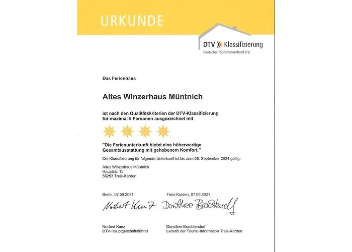 Semesterbostad Old Winemaker's House Muentnich Treis-Karden